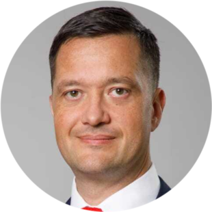 Александр Титов